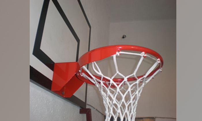 Košarkaški obruč ojacan